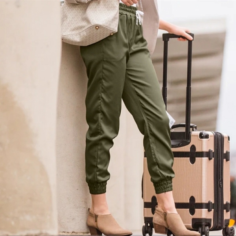 BauBax Olive Green Wool Twill Joggers
